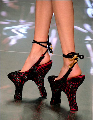 ugly-awkward-crazy-shoes3